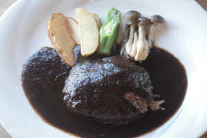 但馬牛100％ハンバーグステーキ